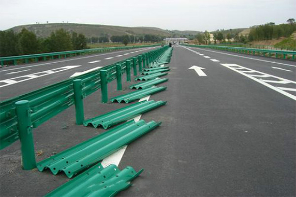 宜昌波形护栏的维护与管理确保道路安全的关键步骤