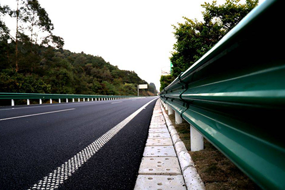 宜昌高速公路护栏的常用类型